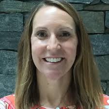 Sara Holstein's Instagram, Twitter & Facebook