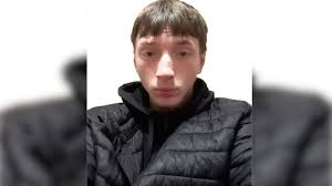 WATCH: Officer wrangles alligator from family neighborhood