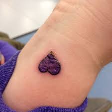 If a tattoo becomes infected, it will typically happen after you leave the tattoo studio. Infected Tattoos Signs Causes How To Cure Everything 1000 Tattoo Photo Eddnet