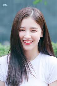 Queen Nancy Momland Reels