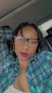 Kasutaja Chandanise Ariel Mcclain (@giigglebearr) videod, mille osaks