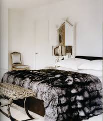 Thedecorista Some Just Have A Way With Fur Yeee Aaay So Luxe I Think This Is Reed Krakoff S Bedroom Home Home Bedroom Home Decor