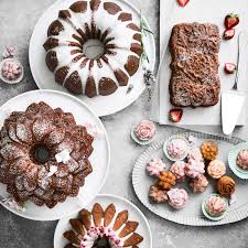 nordic ware anniversary bundt pan