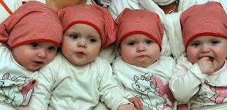 Sogar zwei babys mehr, als ärztinnen und ärzte noch bei der ultraschalluntersuchung entdeckt haben. Jungste Mama Grosstes Baby Unglaubliche Geburtsrekorde Aus Aller Welt Kolner Stadt Anzeiger