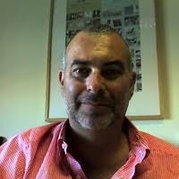 De 84 a 86 foi articulista no caderno de informática na seção fotografe sem mistério da folha de são paulo. Rui Mendes Socio Gerente Loft Design Linkedin