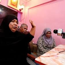 Kisah prebet adam yang menggemparkan chow kit laksamana. Adik Beradik Prebet Adam Jelaskan Memang Tidak Ada Saudara Lelaki Mereka Yang Dibunuh Oleh Almarhum Sultan
