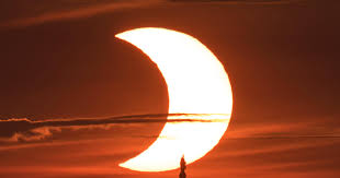 This results in a dazzling ring of light circling the moon. In Video This Is How The Solar Eclipse Of This June 10 Happened The Limited Times