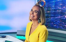 Primul salariu câștigat de andreea esca cheltuit într o singură zi. Andreea Esca SocatÄƒ DupÄƒ Ce A Aflat Ce Salariu Are Papa Francisc