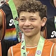 Kai Moy's Instagram, Twitter & Facebook