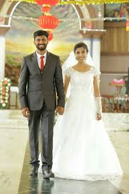 Bride And Groom Christian Wedding Dress Christian Wedding Sarees Christian Bride