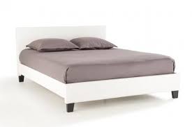Epingle Sur Lit