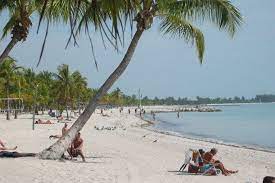 This streaming webcam is located in florida. Smathers Beach Is One Of The Very Best Things To Do In Key West