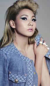 tara leininger (taraleininger)