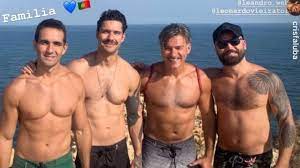 Leonardo has 4 jobs listed on their profile. Gala Leonardo Vieira Posa Sem Camisa Curtindo Verao Em Portugal Com O Marido Famosos Extra Online