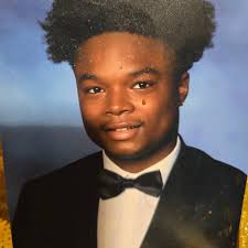 My first son did it.... #graduationday🎓🎉 #ProudFather #weoutside‼️