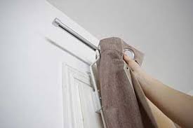 Elle est mesurée par son ud : Isolation Thermique D Une Porte D Entree Fecamp Services Le Blog