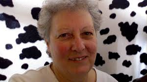 Mireille FORGET, 79 ans (SAINT GEORGES DES GROSEILLER, FLERS)