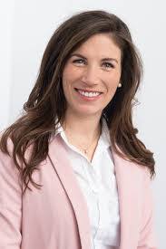 Sarah Mowery's Instagram, Twitter & Facebook