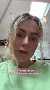 Leanne Dye's Instagram, Twitter & Facebook