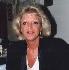 Carolyn Blythe's Instagram, Twitter & Facebook