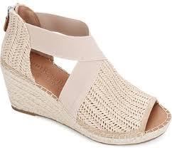 Runnings shoes with extra cushioning can help runners with plantar fasciitis. The Best Plantar Fasciitis Shoes For Women Over 40