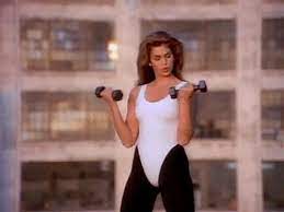 Weitere ideen zu weiblich, cindy crawford, 90er models. 80s 90s Workouts Fur Zuhause Von Cindy Crawford Bis Elle Macpherson