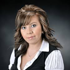 Gloria Berumen's Instagram, Twitter & Facebook