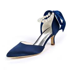 Il colore scarpa sposa non deve essere lo stesso usato nella decorazione della festa, il più importante è che corrisponda al modello del tuo vestito e scegli tra toni più appariscenti o discreti. Bowknot Blu Scuro Scarpe Da Sposa Jj S House