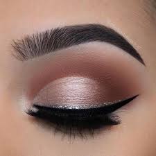 Machiajul este aproape nelipsit din viata femeilor, astfel ca joaca un rol esential si in ziua nuntii. 30 Machiaj Mireasa Ideas Machiaj Idei Machiaj Machiaj Ochi