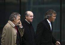 João rendeiro retirou do banco para si 13,613 milhões de euros, salvador fezas vital 7,770 no âmbito do caso bpp, joão rendeiro já estava condenado a cinco anos e oito meses de prisão. Caso Bpp Joao Rendeiro Condenado A Cinco Anos E Oito Meses De Prisao