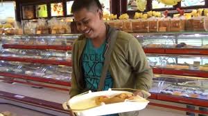 Kalau haji sudah ditunaikan, tabungan haji bisa ditutup. Mampir Di Holland Bakery Solo Youtube