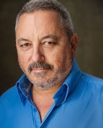 Rupert Mckenzie's Instagram, Twitter & Facebook