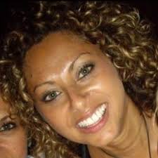 Amanda Dee's Instagram, Twitter & Facebook