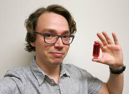 The Nixie Tube Story: The Neon Display Tech That Engineers Can't Quit