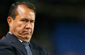 Efraín Flores ya tiene a sus cinco extranjeros definidos