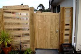 Easygate should be your first place of contact for your gate and gate automation needs. Timber Fence Posts Fence Panels Pathway Gates And Driveway Gates In New Zealand By Fentec