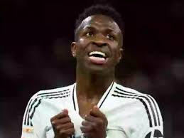 Sóng ngầm phòng thay đồ Real trước play-off Cúp C1 Vinicius sa sút, bị cô  lập