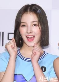 Pin Oleh Aa Aa Di 1 Bola Sepak Artis Kpop