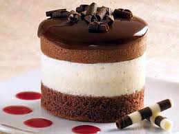 Http Www Martindessert Com Img Arton372 Jpg Cupcake Cakes Desserts Food