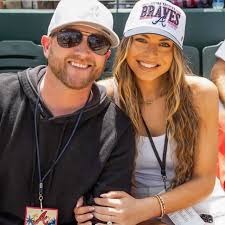 Just training in the spring 💍 ⚾️