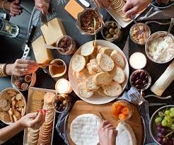 Is it possible to throw the perfect party? 10 Tips To Throwing The Perfect Christmas Dinner Party Quercus Living