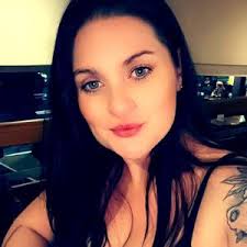 Faye-Faye West (@fayboo11)