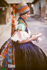 Zamonaviy moda uz zamonaviy dunyodagi moda insonning turmush tarzi va ijtimoiy mavqeini belgilovchi bir luqmus rolini o ynashga da vat etiladi estoufeliz wallpaper from onlinefast.news. Zamonaviy Moda Olamiga Soya Solishi Mumkin Bo Lgan Xix Asr Liboslari Odam Uz Odamlar Uchun Veb Sayti
