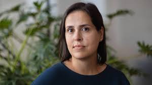 Hempel skærer forretningen til ved frasalg til tysk investeringsselskab