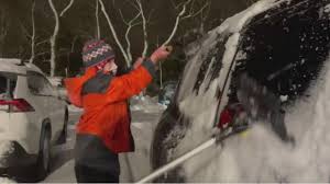 Huge promotion floats customers boats. 10 Year Old Thanks Health Care Workers Cleans Cars After Snowstorm Kiro 7 News Seattle