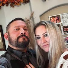 Looking for vehicle window tinting recommendations! 😎🚙