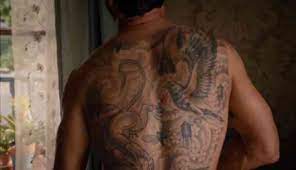 Justin theroux has given us a sneak peak at his, um, unique back tattoo. Justin Theroux S 14 Tattoos Their Meanings Body Art Guru
