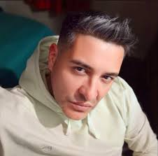 Daniel Camp Perfiles