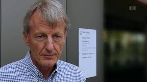 Augenarzt Daniel Bruun: «Wenn ich mehr verlangen würde, dann könnte ich  meinen Patienten nicht mehr in die Augen schauen. Ich darf am Material  nichts verdienen.»