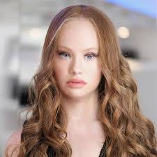 Rosemarie Quinones's Instagram, Twitter & Facebook